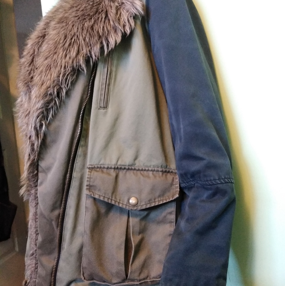 Faux fur. Spring/fall - Picture 2 of 11